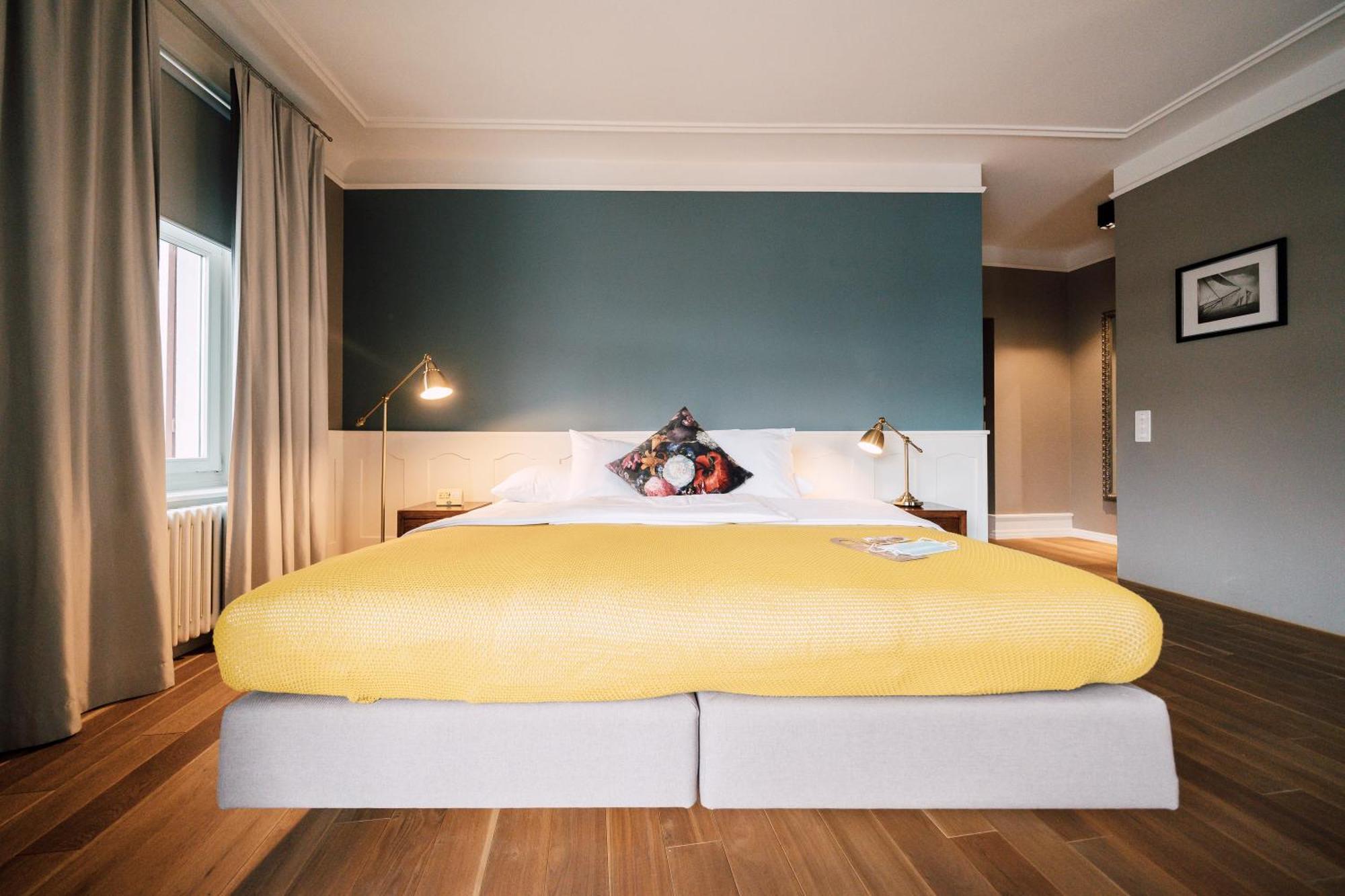 Blue City Boutique Hotel บาเดิน ภายนอก รูปภาพ