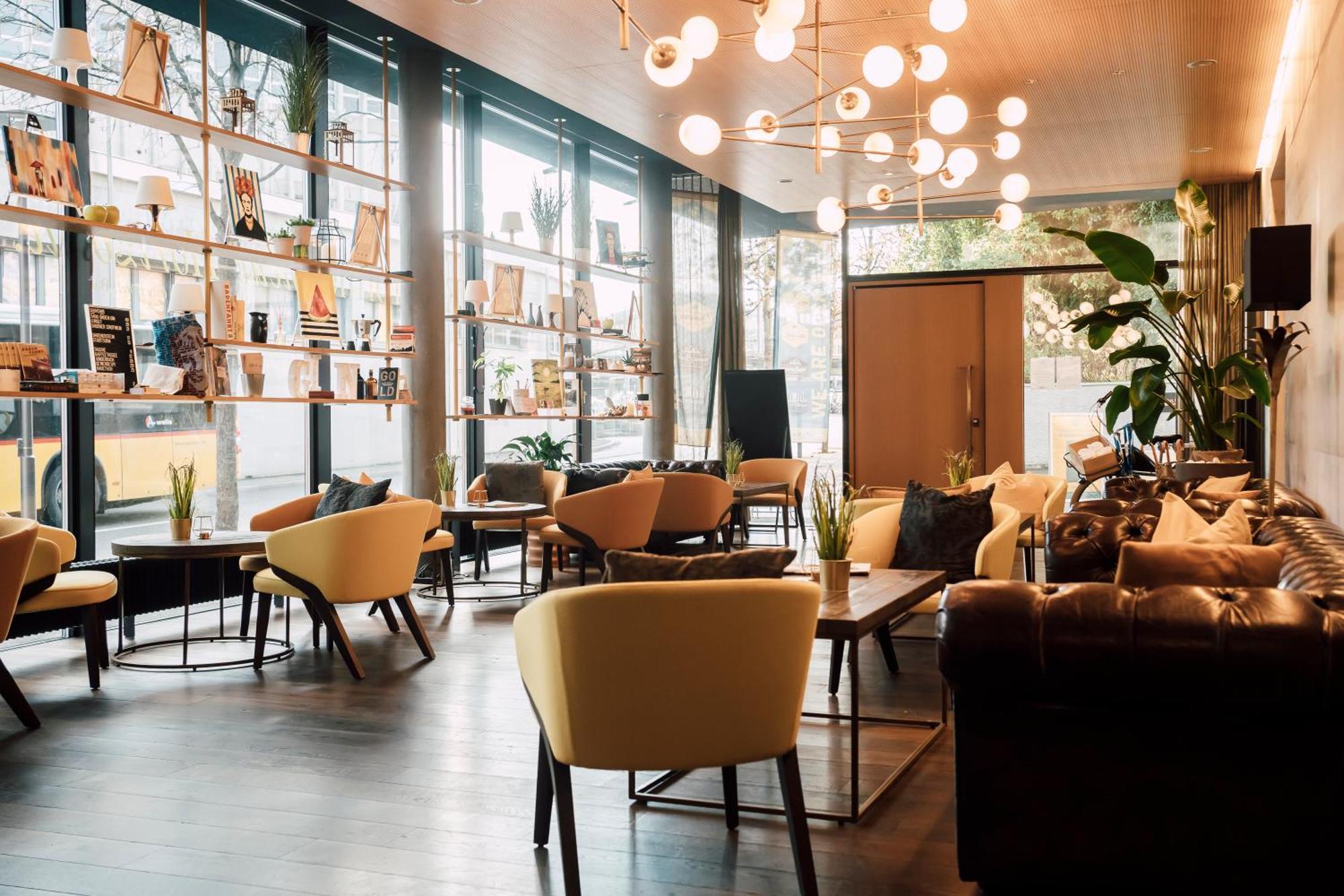 Blue City Boutique Hotel บาเดิน ภายนอก รูปภาพ
