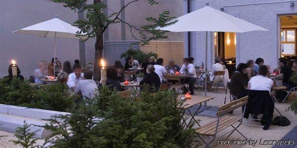 Blue City Boutique Hotel บาเดิน ร้านอาหาร รูปภาพ