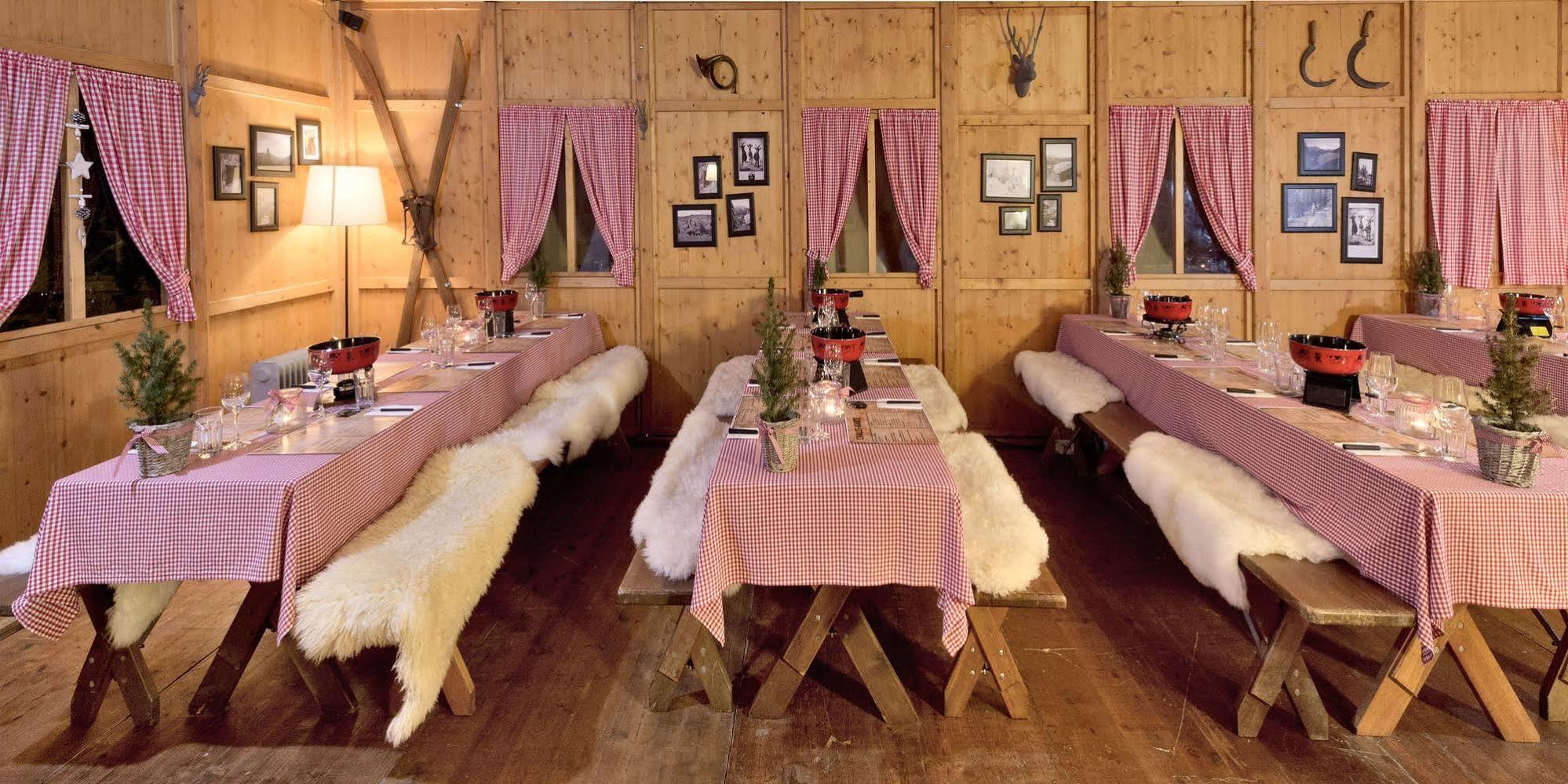 Blue City Boutique Hotel บาเดิน ภายนอก รูปภาพ