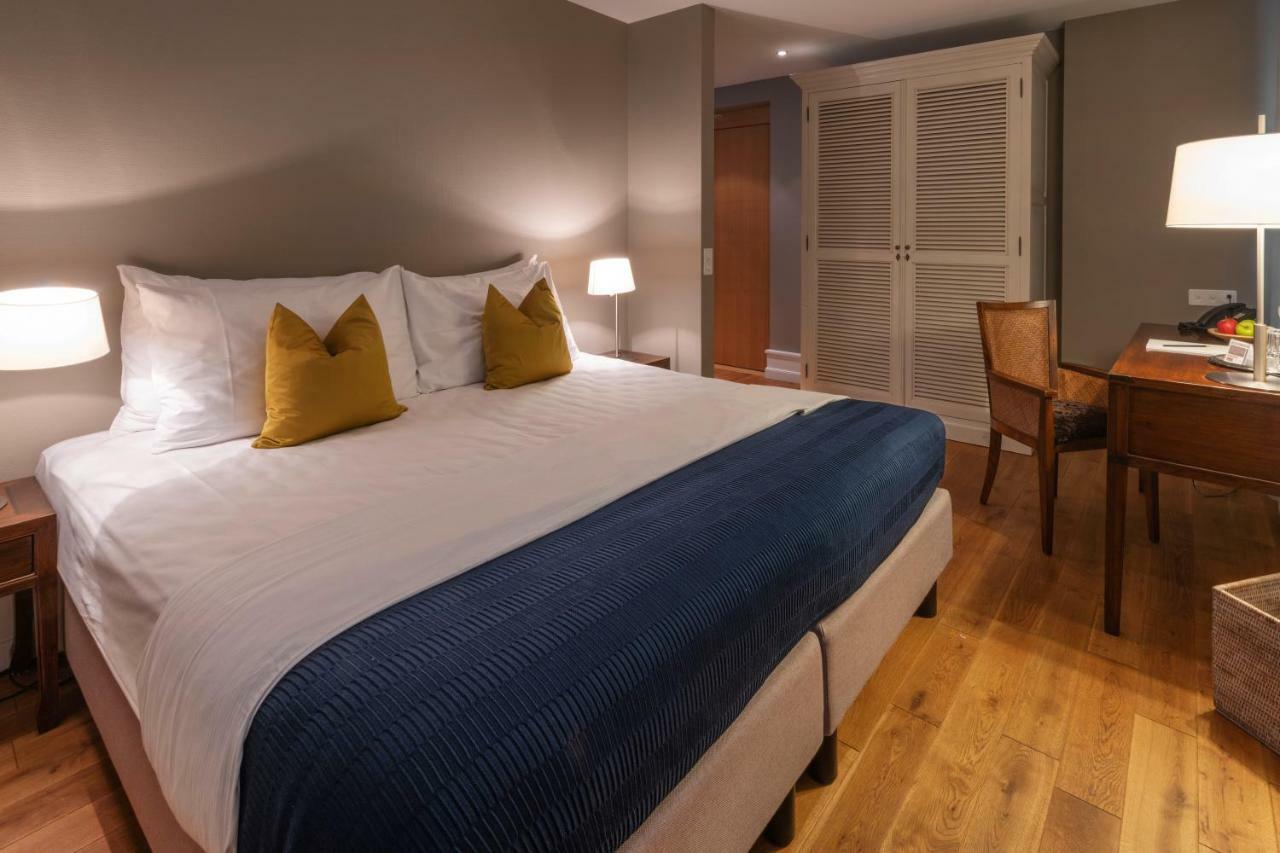 Blue City Boutique Hotel บาเดิน ภายนอก รูปภาพ